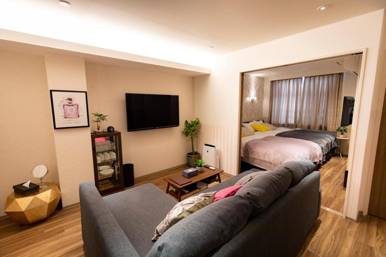 Belle Lune Hotel Hakata Suite Room 2 ฟูกุโอกะ ภายนอก รูปภาพ